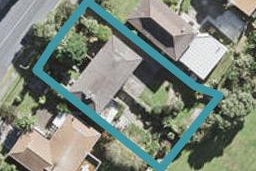 1/186 Stapleford Crescent, Browns Bay, Auckland