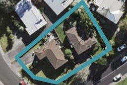 2/138 Spinella Drive, Bayview, Auckland