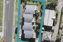 2/108 Mokoia Road, Birkenhead, Auckland
