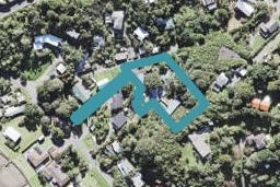 6 Foster Avenue, Huia, Auckland