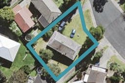 13 Glastron Place, Bayview, Auckland