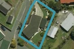 8 Prion Place, One Tree Point
