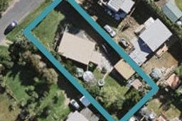 14 Jellicoe Parade, Surfdale, Waiheke Island