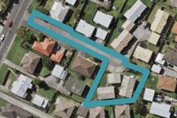 2/0 Barrack Road, Mount Wellington, Auckland