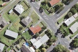 1 Riwai Lane, Henderson, Auckland