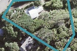 17 Glenesk Road, Piha