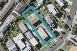 1/8 Rangitoto Terrace, Milford, Auckland