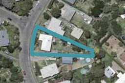 11 Clarkes Crescent, Paekakariki