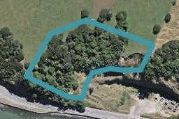 6135 Christchurch Akaroa Road, Duvauchelle