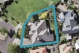 11 Aspatria Place, Northpark, Auckland