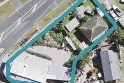 1/224 Henderson Valley Road, Henderson, Auckland