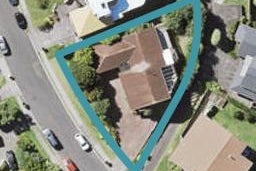 18 Calypso Place, Rothesay Bay, Auckland