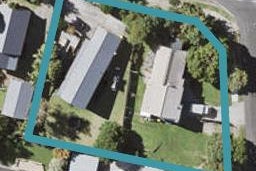 2/17 Gosford Drive, Botany Downs, Auckland