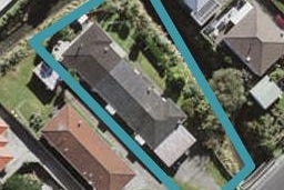 2/1 Ocean View Road, Hillcrest, Auckland