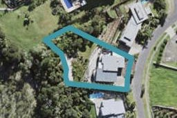 25 Schopolo Place, Schnapper Rock, Auckland
