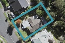 110 Chelsea View Drive, Chatswood, Auckland