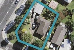 2 Cherry Tree Place, Massey, Auckland