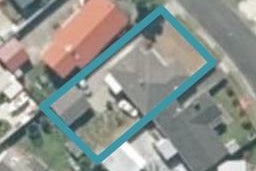 206 Sunnybank Crescent, Camberley, Hastings