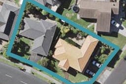 1/11 Lexington Drive, Botany Downs, Auckland