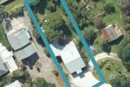 8 Ripiro Drive, Baylys Beach
