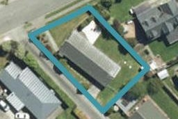 35 Lord Auckland Road, Wakefield