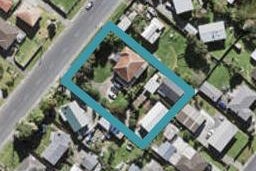 2/103 Hepburn Road, Glendene, Auckland