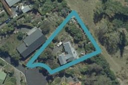 7 ST RONANS RD, Macandrew Bay, Dunedin