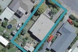 8 William Benton Street, Featherston