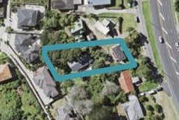 2/590 East Coast Road, Pinehill, Auckland