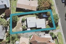 12 Glenwood Avenue, Birkenhead, Auckland