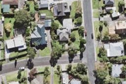 1A Cliff View Drive, Green Bay, Auckland