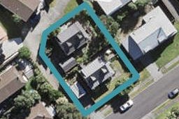 2/13 Heathglen Place, Bayview, Auckland