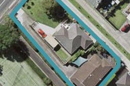 1/48 Shakespeare Road, Milford, Auckland