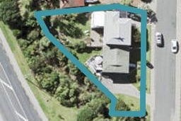 1/2 Huntly Road, Campbells Bay, Auckland