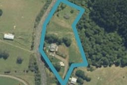 322 Pinnacle Hill Road, Bombay