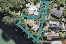 130 Island Bay Road, Beach Haven, Auckland