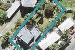 1 Hardley Avenue, Tindalls Beach, Whangaparaoa