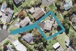 14 Glenroy Place, Green Bay, Auckland
