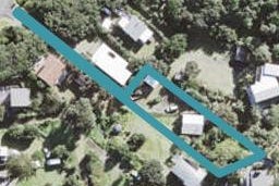 143A Marine Parade North, Piha