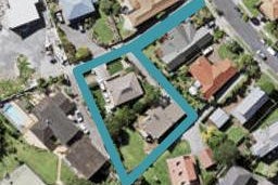 2/36 Venus Place, Half Moon Bay, Auckland