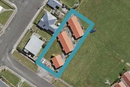 9 Tone Street, Bluff