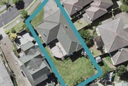 4 Baulcomb Parade, Windsor Park, Auckland
