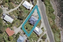 84 Marine Parade, Bluff