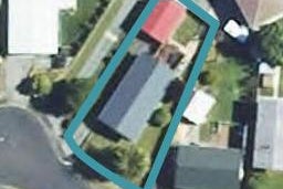 10 Tybalt Street, Stratford