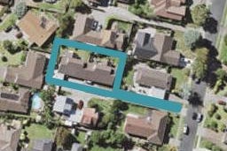 2/13 Cornelian Crescent, Half Moon Bay, Auckland
