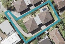 1/8 Tromie Place, Highland Park, Auckland