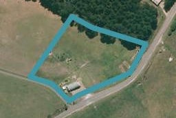 96 Valley Road, Waitoki