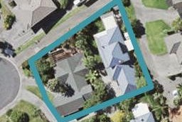 2/11 Stoneleigh Court, Sunnynook, Auckland