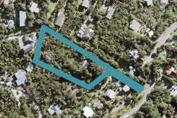 23 Piha Road, Piha, Piha