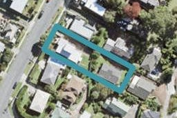 2/17 Deep Creek Road, Waiake, Auckland